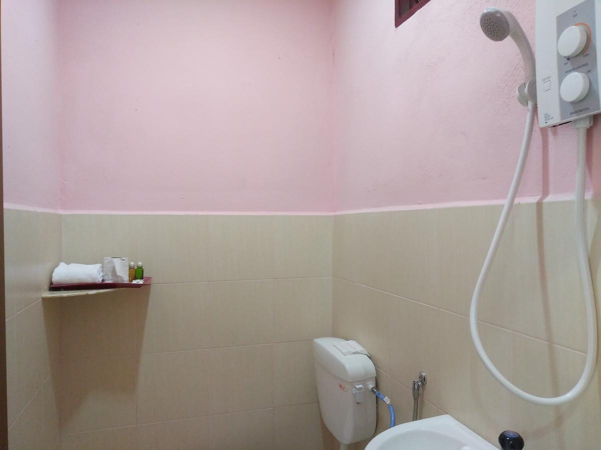 Sri Melor Inn Pantai Cenang  Extérieur photo